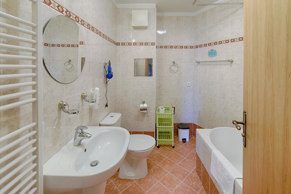 Hotel Derby カルロヴィ・ヴァリ 部屋 写真