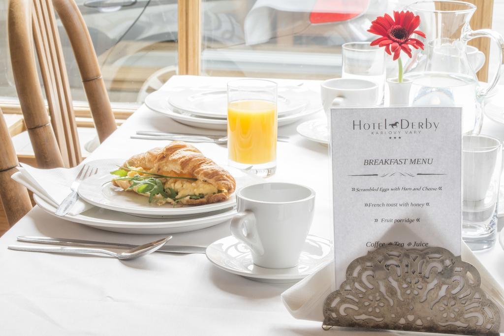 Hotel Derby カルロヴィ・ヴァリ エクステリア 写真