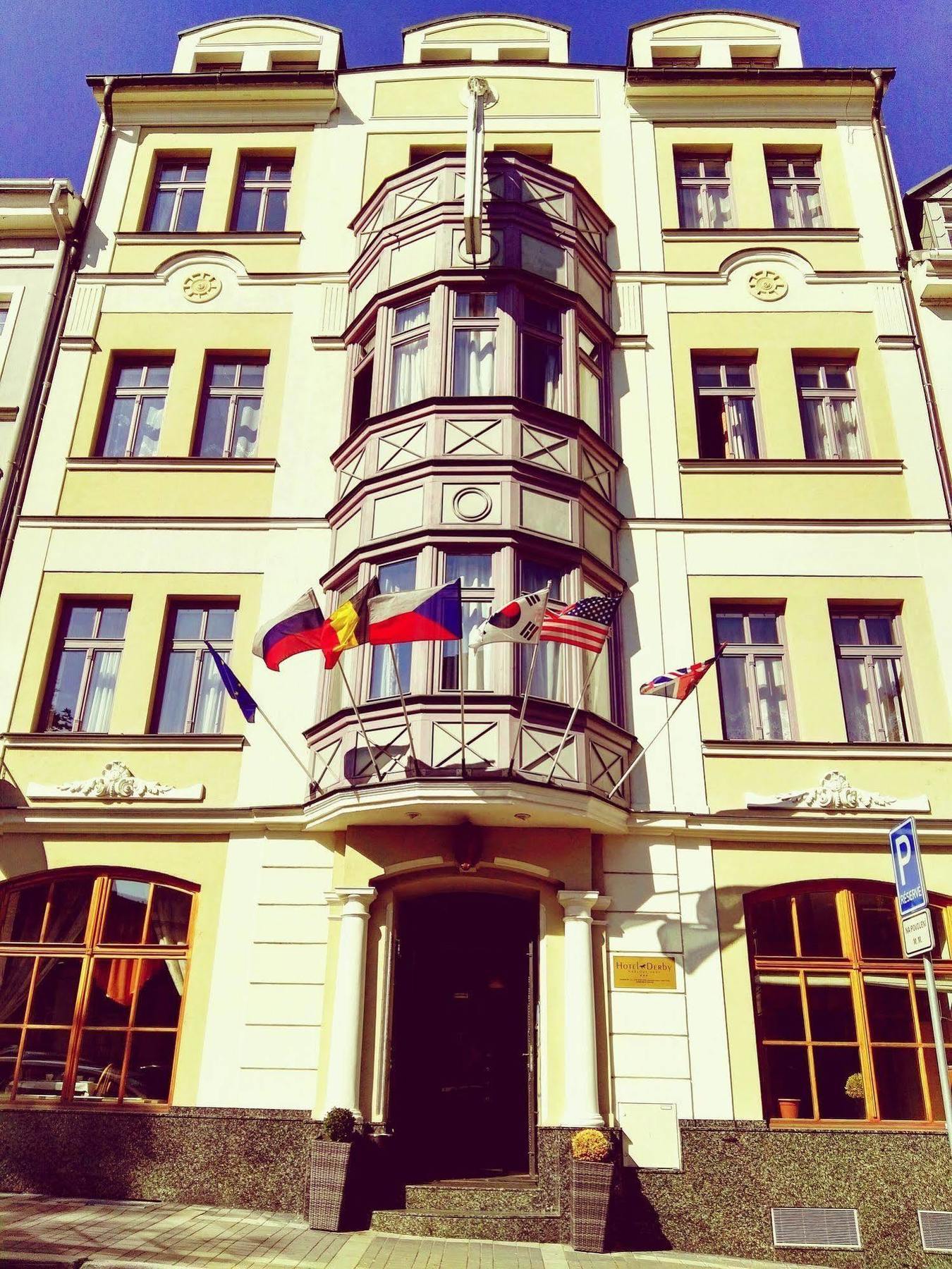 Hotel Derby カルロヴィ・ヴァリ エクステリア 写真